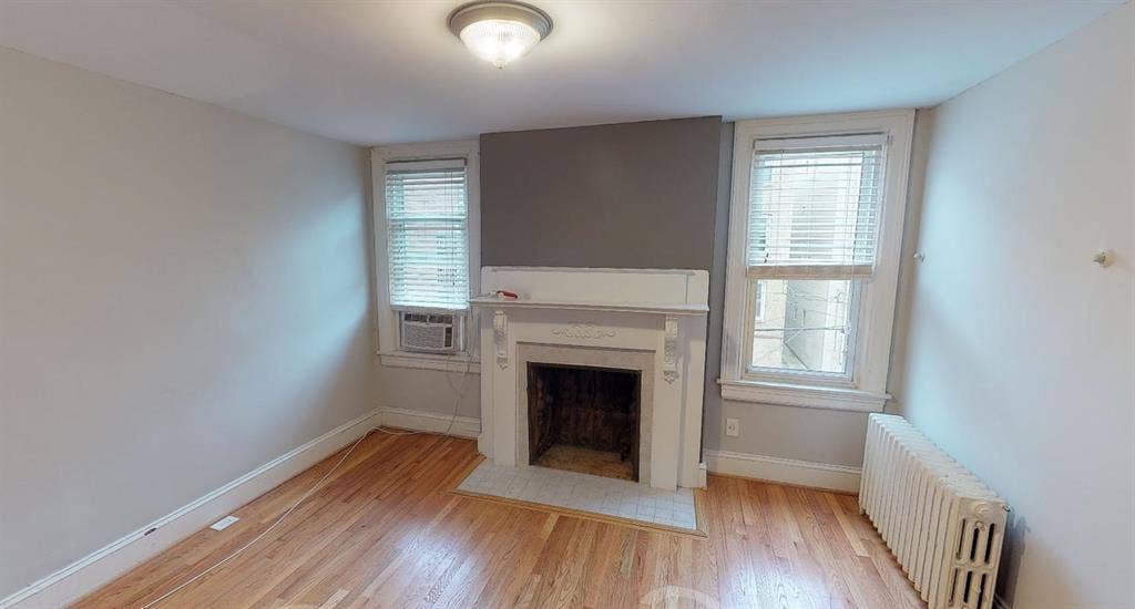 1 BR in Washington