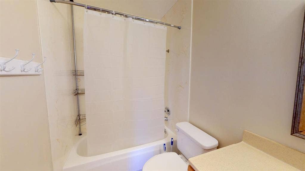 1 BR in Redwood City