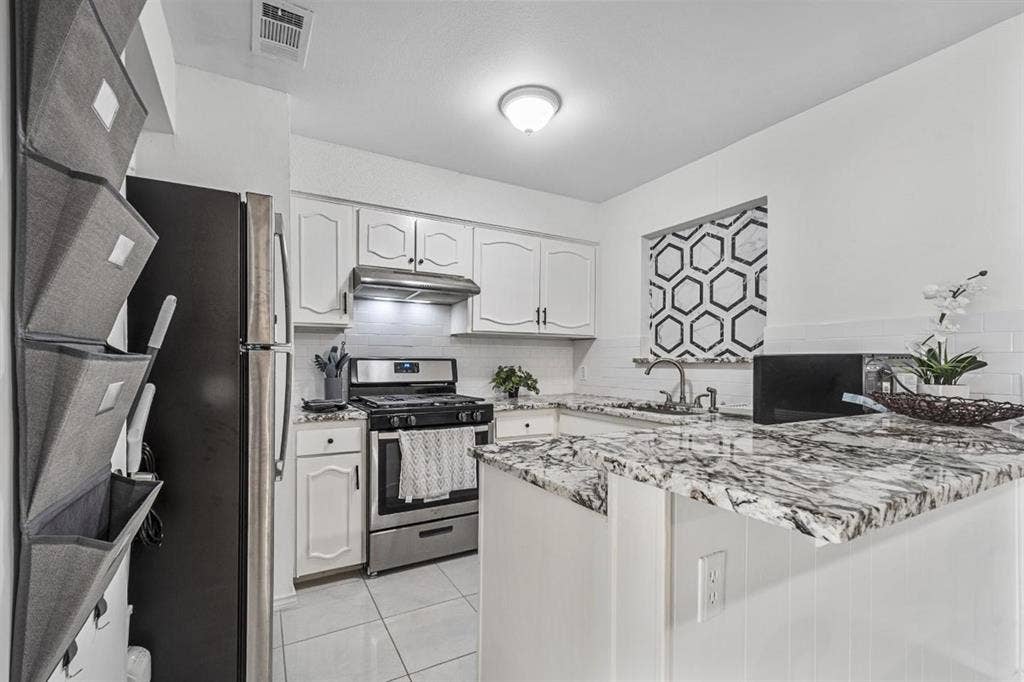 1 BR in Arlington