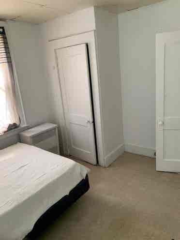 Roommate Wanted