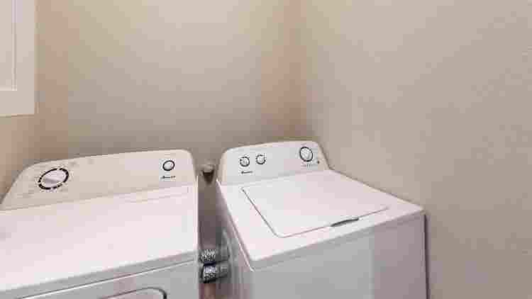 1 BR in Grand Prairie