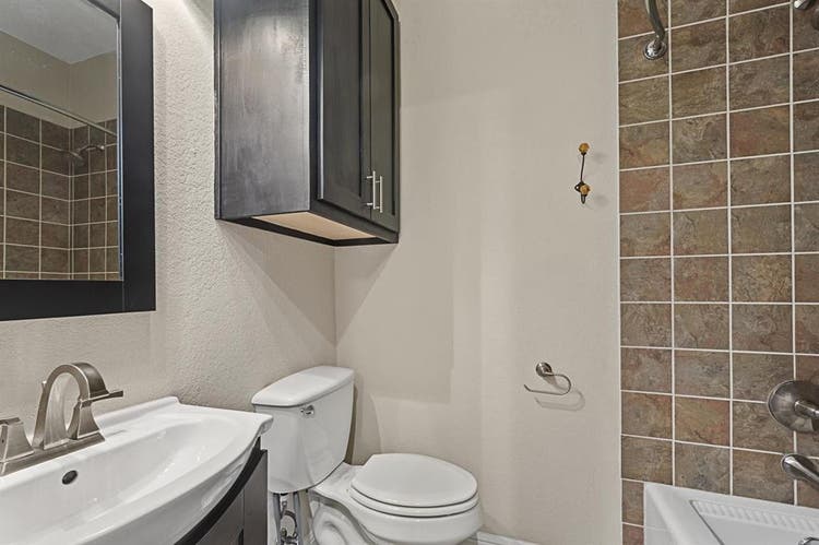 1 BR in Grand Prairie