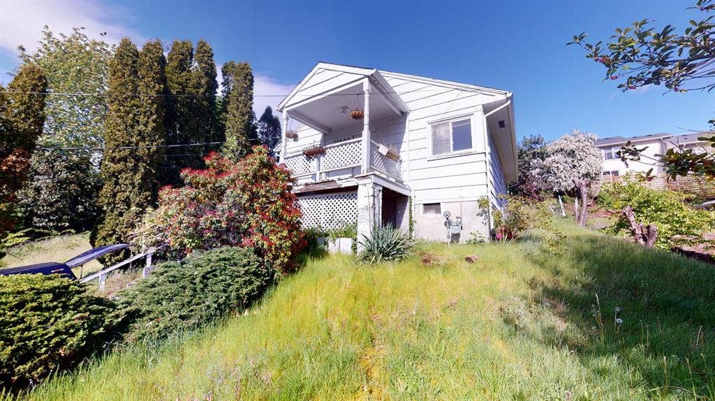 3 BR in Seattle