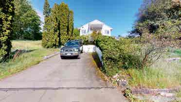 3 BR in Seattle