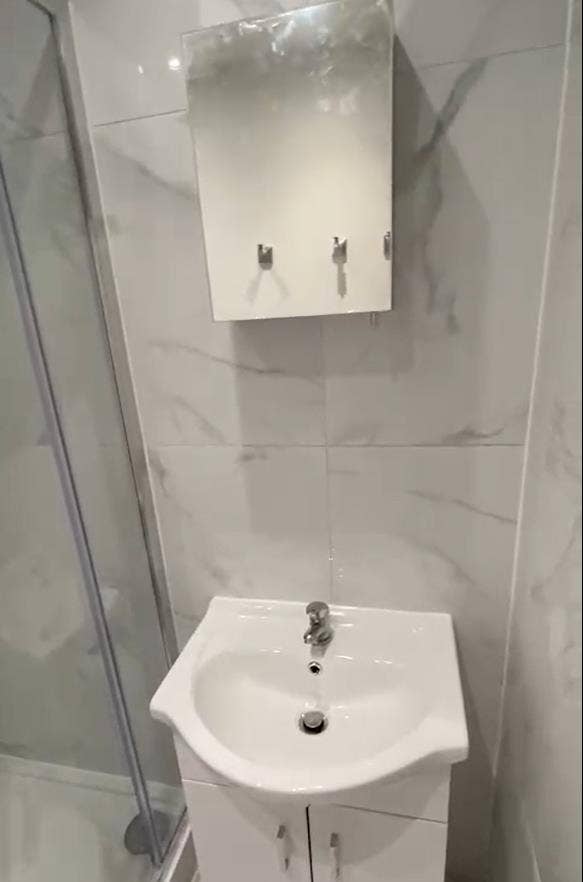 Fully Renovated Home 🏡