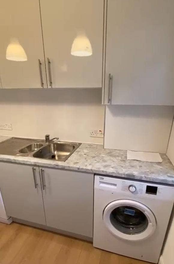 Fully Renovated Home 🏡