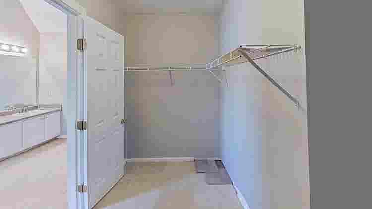 1 BR in Riverdale