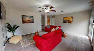 1 BR in Austin