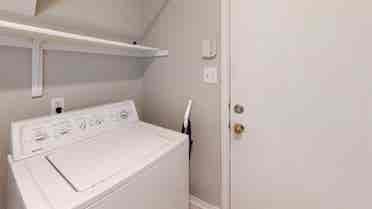 1 BR in Austin