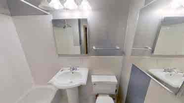 4 BR in Lakewood