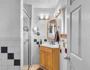 4 BR in Lakewood
