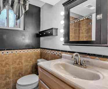 4 BR in Lakewood