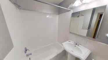 4 BR in Lakewood