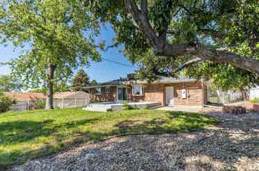 4 BR in Lakewood