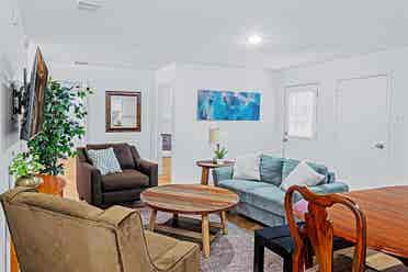 1 BR in Lancaster