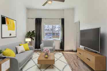3 BR in Denver