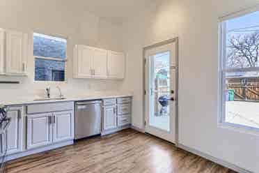 3 BR in Denver