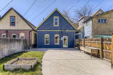3 BR in Denver