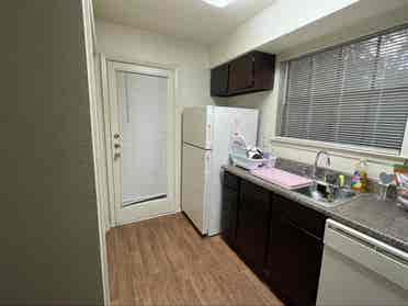 Female roommate only