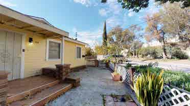 1 BR in Long Beach