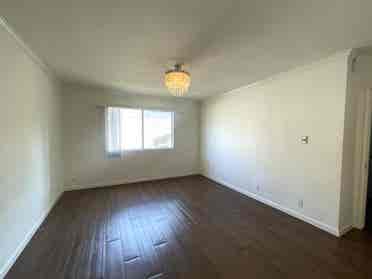 PRIVATE BEDROOM/BATH - Parking Incl