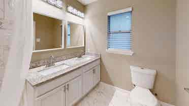1 BR in Fort Worth