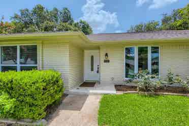 4 BR in Plano