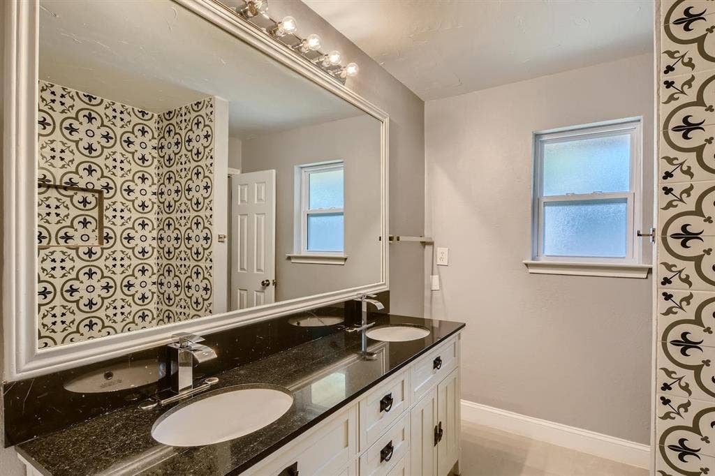4 BR in Plano