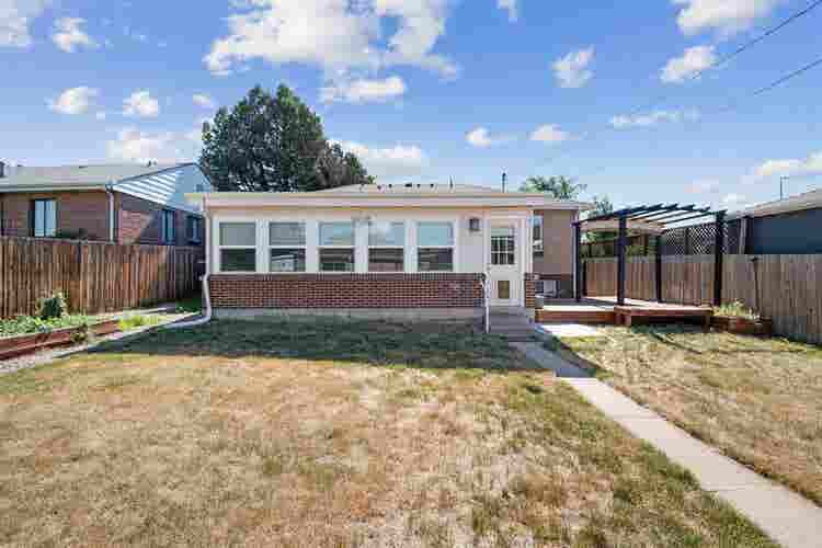 1 BR in Denver
