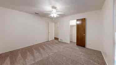 1 BR in Arlington