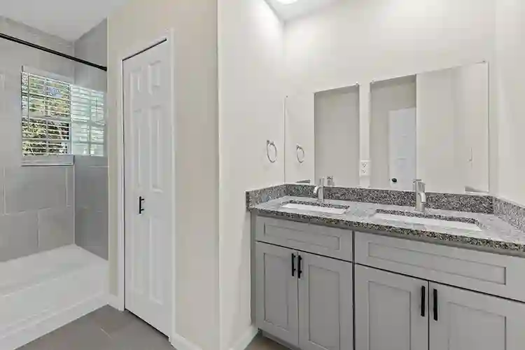 1 BR in Dallas