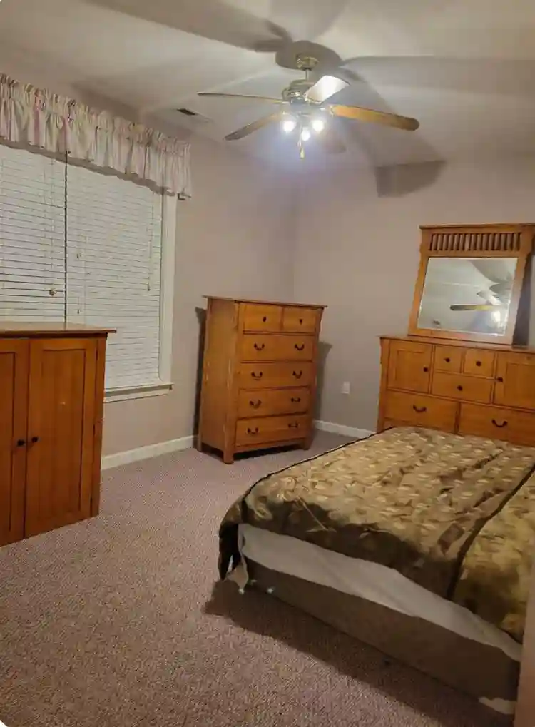 Spacious furnished room