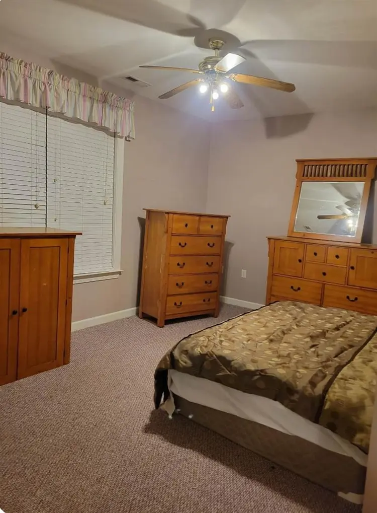 Spacious furnished room