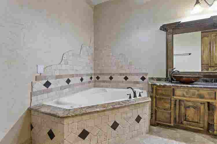1 BR in Fort Worth