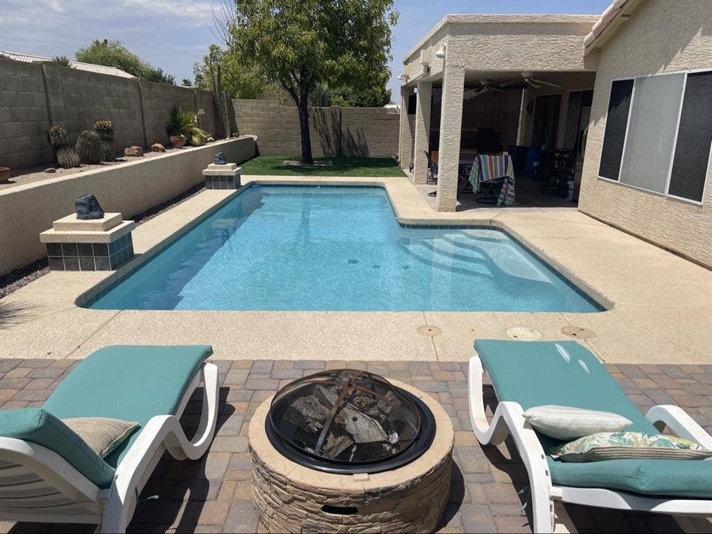 Room for rent in NE Mesa