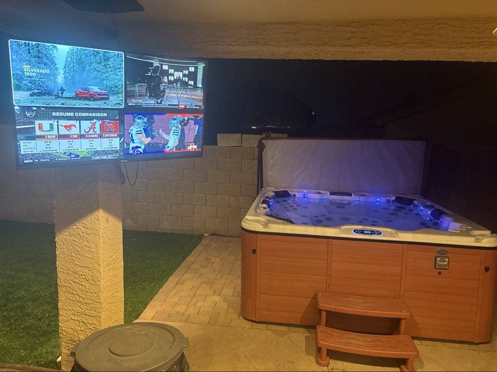 Room for rent in NE Mesa