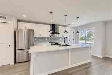 3 BR in Denver