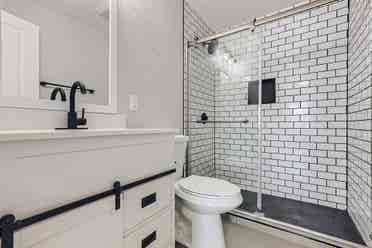 3 BR in Denver
