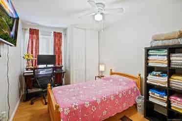 Looking for a roommate in