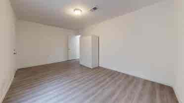 1 BR in Dallas