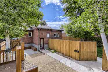 3 BR in Denver