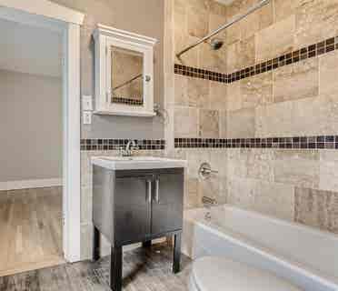 3 BR in Denver