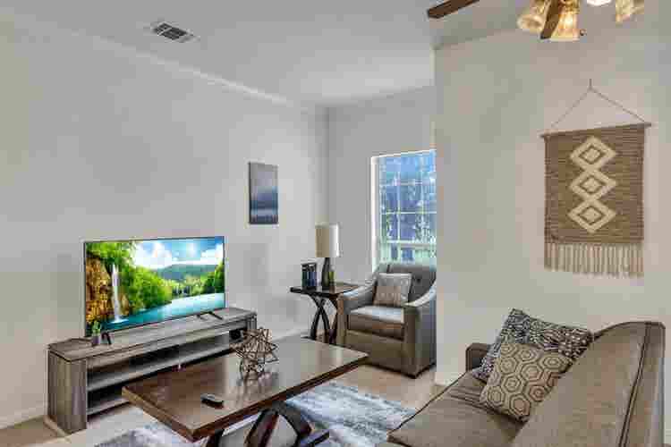 1 BR in Round Rock