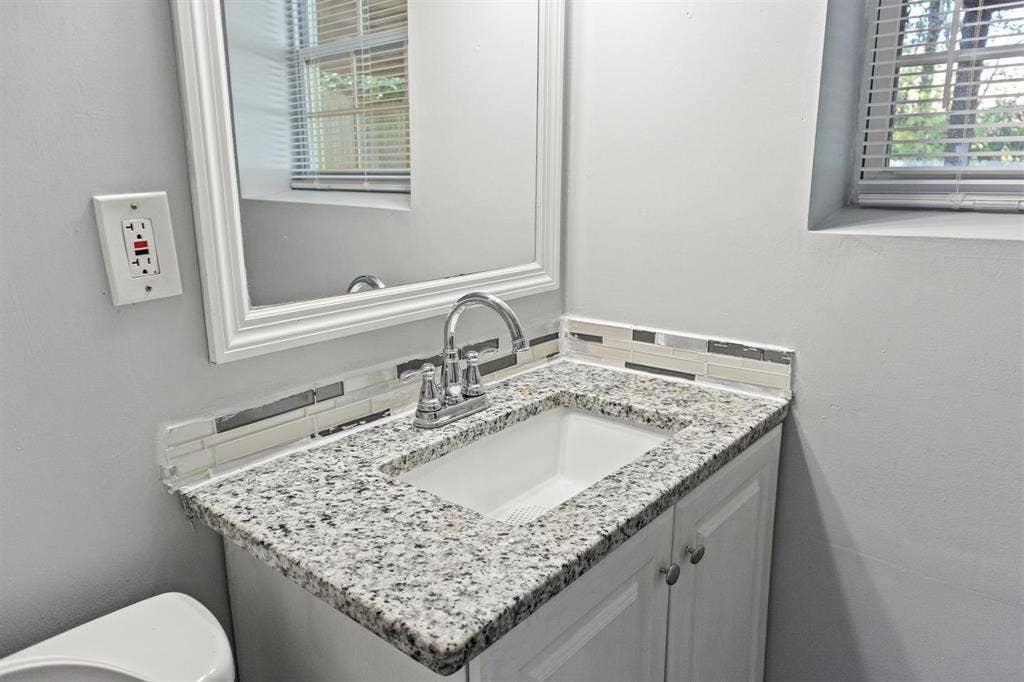 1 BR in Stone Mountain