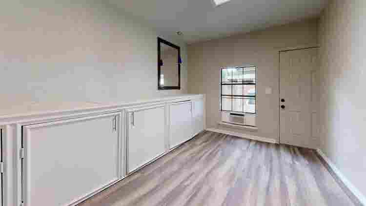 1 BR in Garland