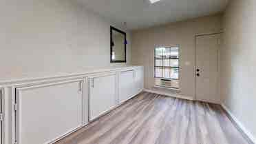 1 BR in Garland