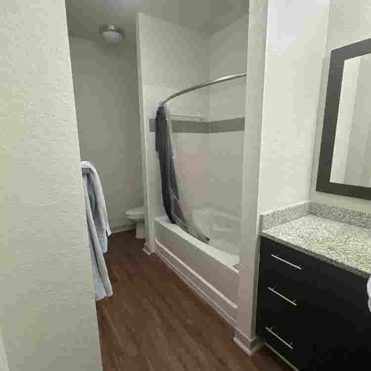 Private room+bath