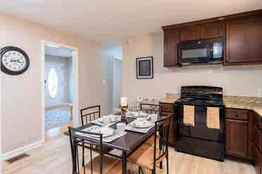 1 BR in Riverdale