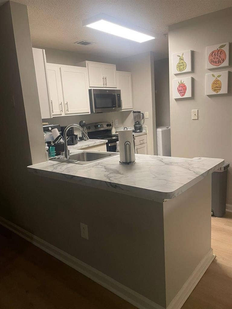 RIVERCLUB APARTMENTS