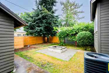 1 BR in Portland